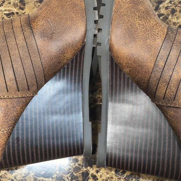 Sugar Brown Wedge Ankle Boots Size 7 Like New - Picture 12 of 14